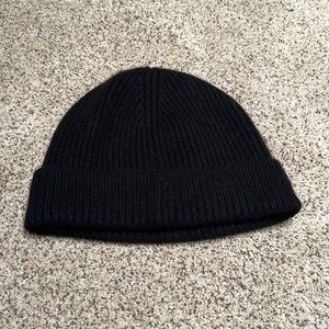 100% cashmere beanie
